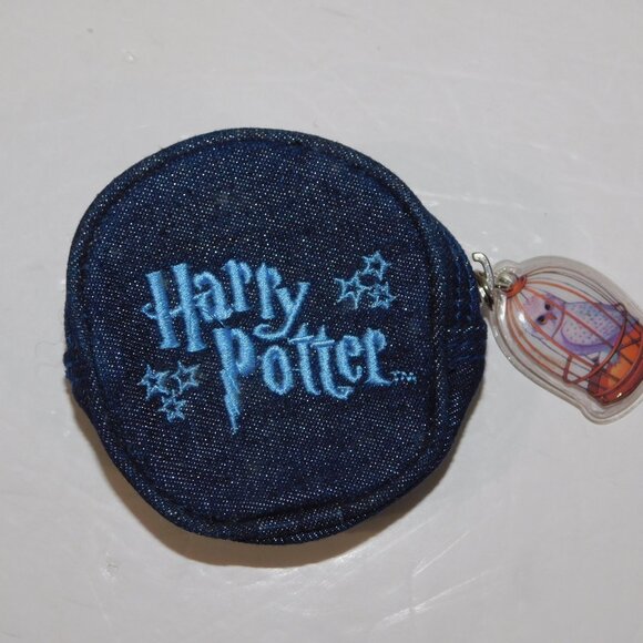 Harry Potter 2001 Hedwig Owl 3,.5" Round Coin Purse Warner Bros - Picture 3 of 7
